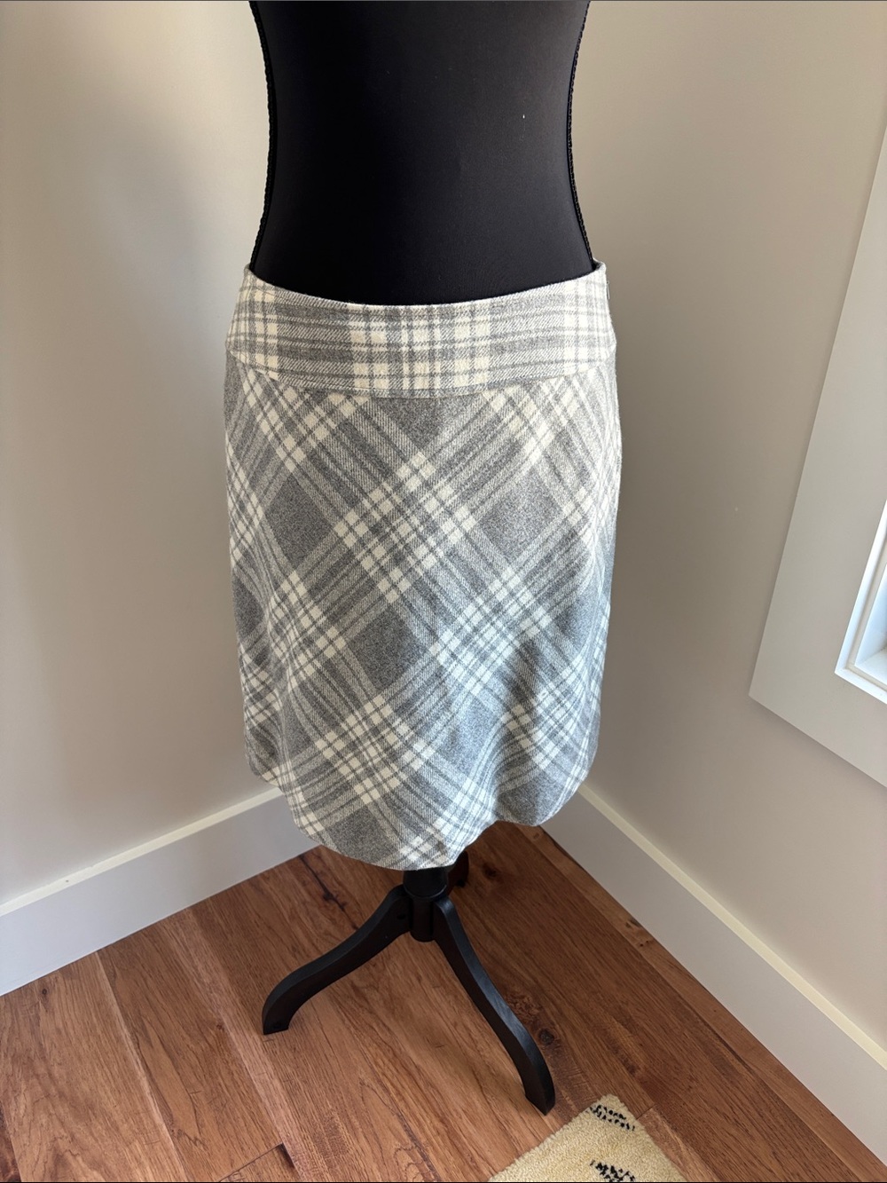 Talbots Gray & White Plaid A-Line Skirt